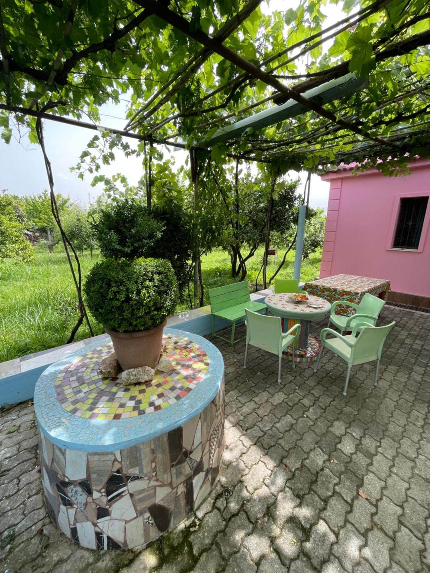 Villa Mance Berat Luaran gambar
